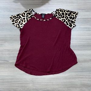 Rue 21 short sleeve shirt